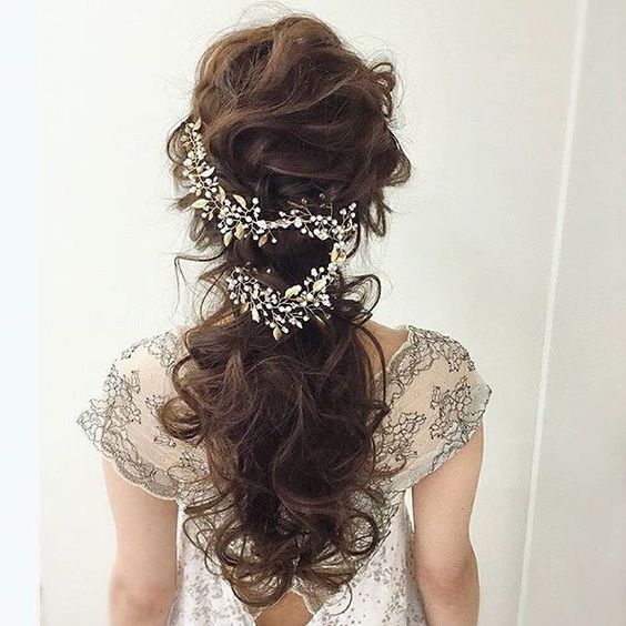 TOP 25 kiểu tóc cô dâu đẹp hiện đại dễ thương trong ngày cưới cho các nàng