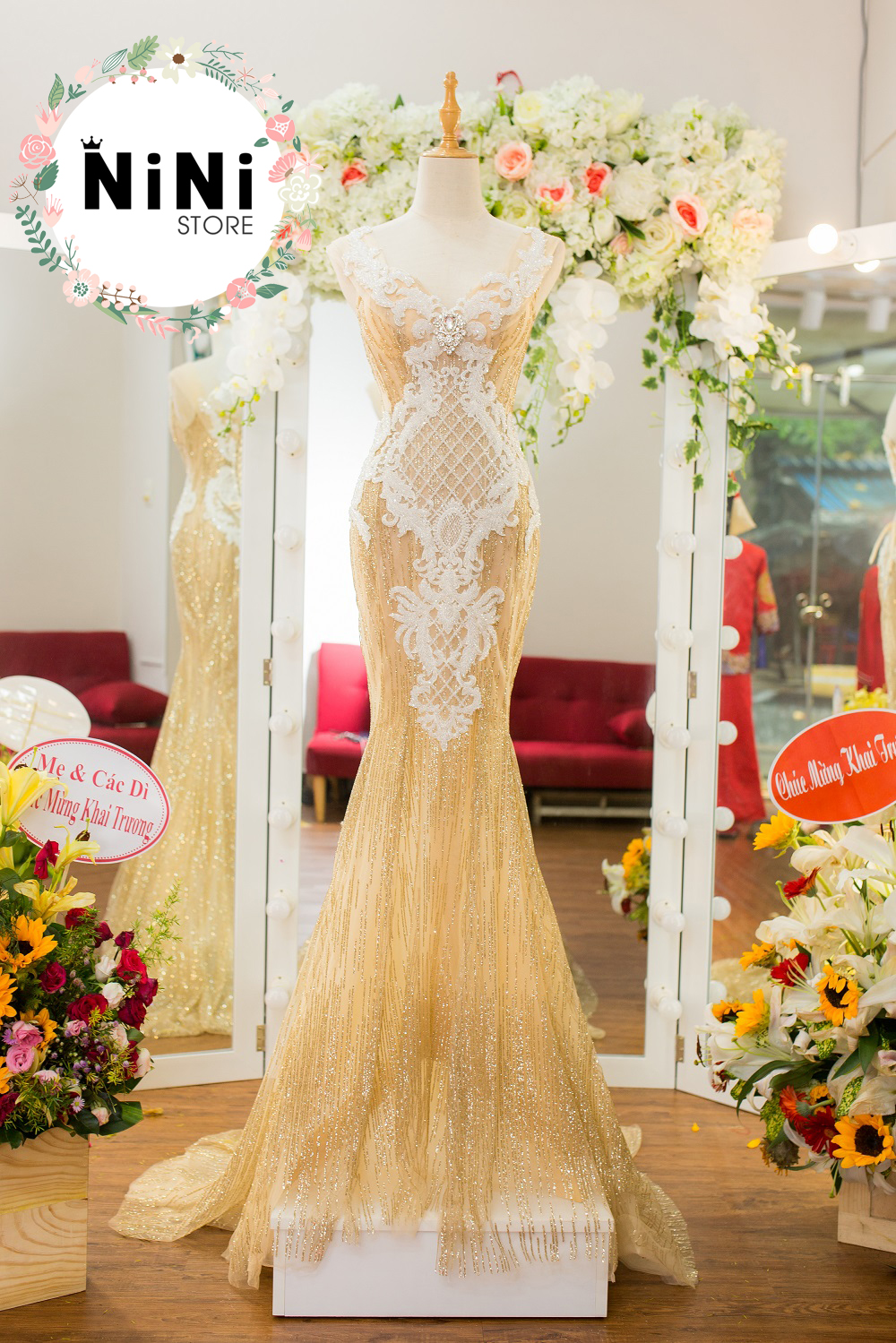 Top 10 mẫu váy cưới màu vàng ánh kim đẹp lung linh